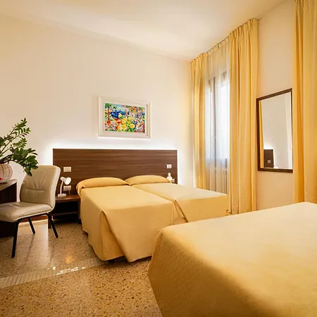 Al Santuario 2* Peschiera del Garda