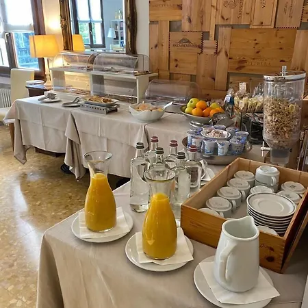 Al Santuario Hotel Peschiera del Garda