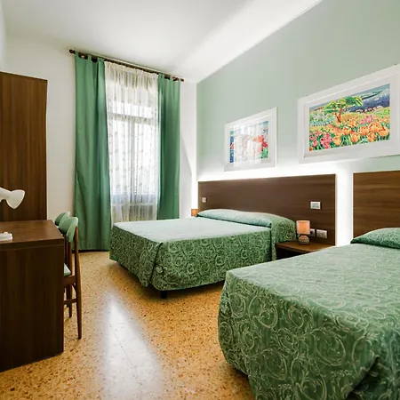 Al Santuario 2* Peschiera del Garda