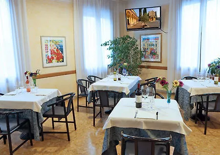 Hotel Al Santuario 2*